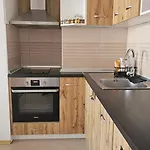 Апартамент Breeze View Варна
