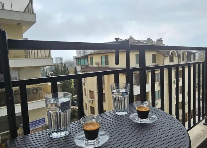 Breeze View Apartment Varna