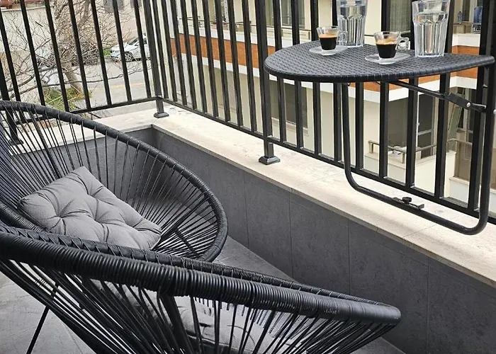 Apartment Breeze View